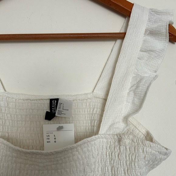 H&M crop top - Picture 3 of 3